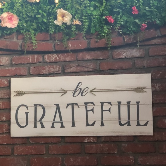 Meet your Posher, Ana - Picture 1 of 1